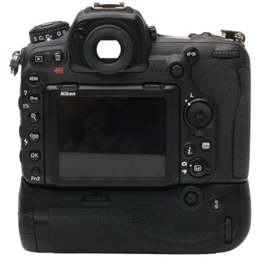 Nikon D500, MB-D17, 11K Act 3061455