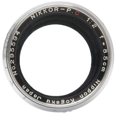 Nikon 85mm f2 Nikkor-P.C, Case 295594