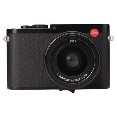 Leica Q Typ 116 front view with 28mm f1.7 Summilux ASPH lens
