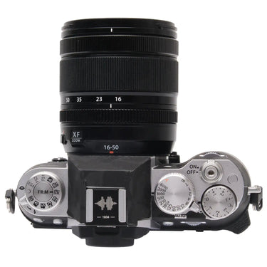 Fujifilm X-T50, 16-50mm f 2.8-4.8, SmallRig Half Case 5D005235