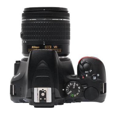 Nikon D3500, 18-55mm f3.5-5.6 AF-P VR 3289204