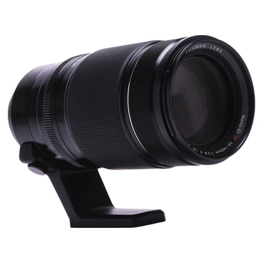Fujifilm XF 50-140mm side view with tripod collar and foot