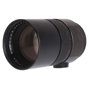 Leica 180mm f2.8 Elmarit-R side view with front element and Wetzlar 2226130 serial engraving