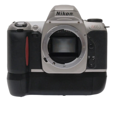 Nikon N65, MB-17 2083088