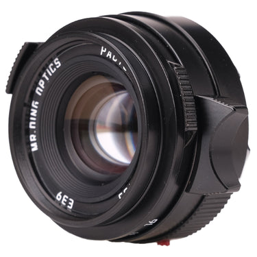 Mr Ding Pactcron-M 35mm f1.8 angled front view of barrel and glass