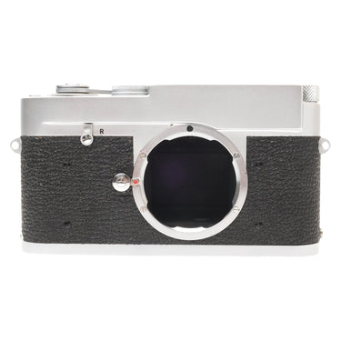 Leica MD chrome front view with bare lens mount and film-type reminder dial