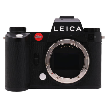 Leica SL3 front view with bare L-mount and full-frame sensor exposed