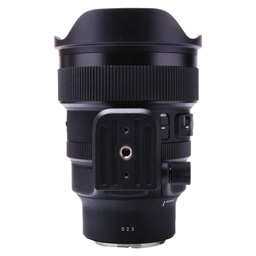 Sigma 14mm f1.4 DG DN Art underside showing tripod collar foot and AF/MF and lock switches