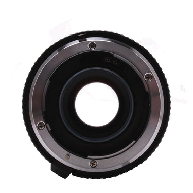 Nikon TC-20E II teleconverter front mount and protruding element