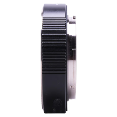 Fujifilm MCEX-18G WR side profile showing ribbed grip