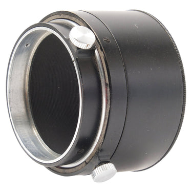 Leica FIKUS lens hood angled view of mounting ring and two locking knobs
