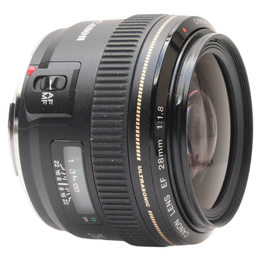 Canon EF 28mm f1.8 USM side view with AF/MF switch and front element