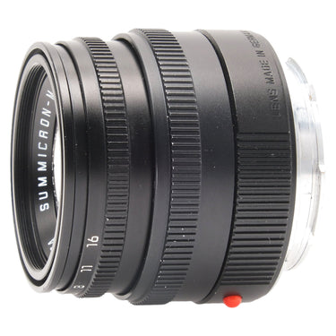 Leica Summicron-M side view with Lens Made in Germany engraving toward the mount