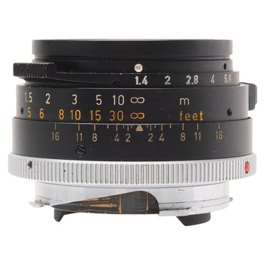 Leica 35mm f1.4 Summilux side view showing aperture and distance scales