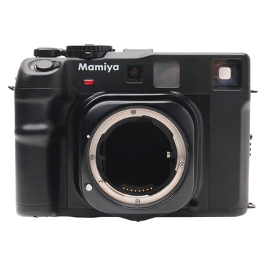 Mamiya 6 MF front view with bare lens mount and contacts