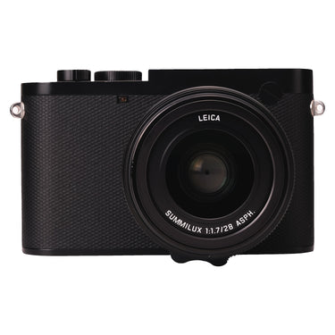 Leica Q3 front view with fixed Summilux 28mm f/1.7 ASPH lens