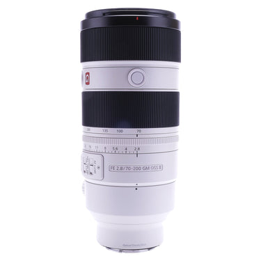 Sony FE 70-200mm f2.8 GM OSS II standing upright, front view showing zoom scale, focus ring and G badge