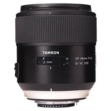 Tamron SP 45mm f1.8 Di VC USD side view showing distance window and model markings