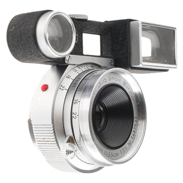 Leica 3.5cm f3.5 Summaron front angle showing infinity lock and red mount index dot
