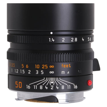 Leica 50mm f1.4 Summilux-M ASPH aperture and focus scale close-up with red mount index
