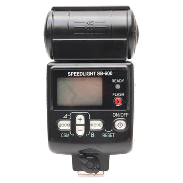 Nikon Speedlight SB-600 rear controls, LCD panel, zoom and mode buttons