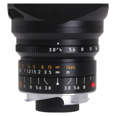 Leica Super-Elmar-M 18mm f3.8 aperture ring and depth-of-field distance scale close-up