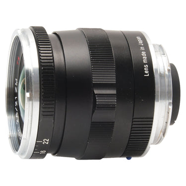Zeiss Biogon 21mm f2.8 ZM side view showing Lens made in Japan and rear mount