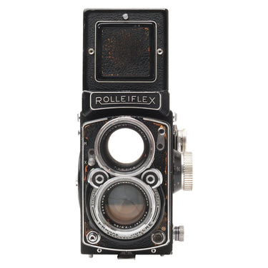 Rollei 2.8C Rolleiflex front view with Xenotar taking and Heidosmat viewing lenses
