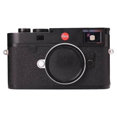 Leica M10 black front view with body cap mounted and red Leica logo
