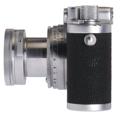Leica IIIc right side view with Summitar lens extended and focus scale