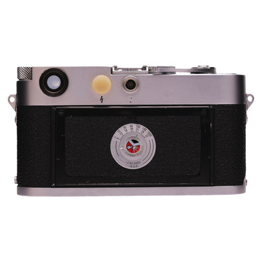 Leica M3 back view with film reminder dial