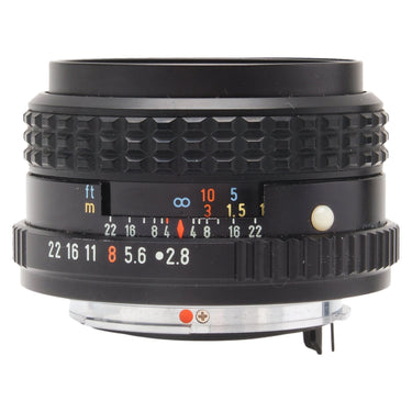 Pentax SMC-M 28mm f2.8 side view showing aperture and distance scales