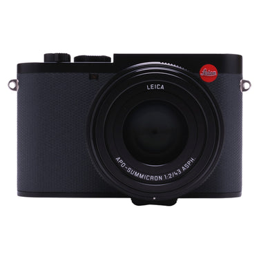 Leica Q3 43 front view with APO-Summicron 43mm f2 ASPH lens