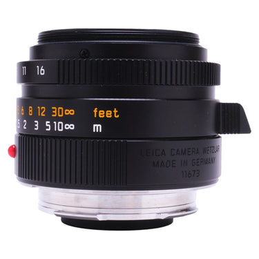 Leica Summicron-M 35mm f2 ASPH distance scale with Made in Germany Wetzlar engraving