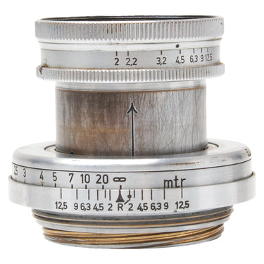 Leica 5cm f2 Summar aperture scale and barrel showing heavy wear and worn brass