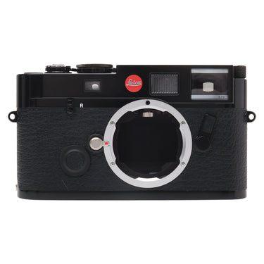 Leica M6 TTL Black Paint Millennium front view with bare M bayonet mount and 0.72 finder