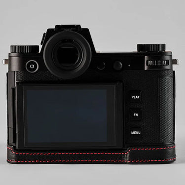 Oberwerth TagCase Casual for Leica SL3 - Black with Red