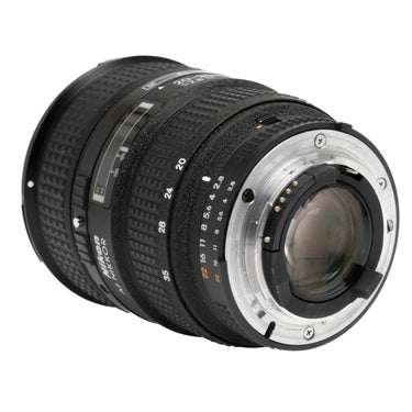 Nikon 20-35mm f2.8 D 235521
