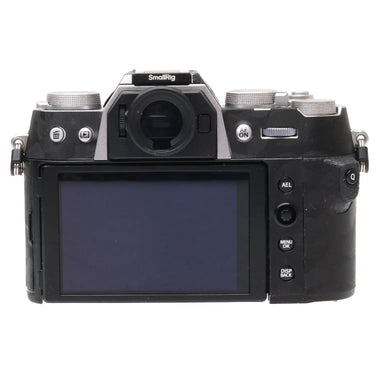 Fujifilm X-T50, 16-50mm f 2.8-4.8, SmallRig Half Case 5D005235