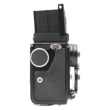 Rollei 4x4 Baby Black left side with focus knob and depth of field scale