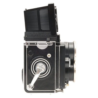 Rollei Wide 4.0 FW side view with film advance crank and raised viewing hood