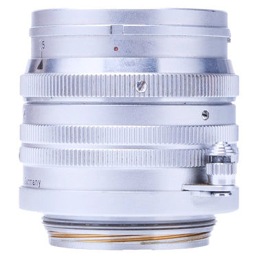 Leica Summarit 5cm f1.5 side view with focus lock lever and screw mount base