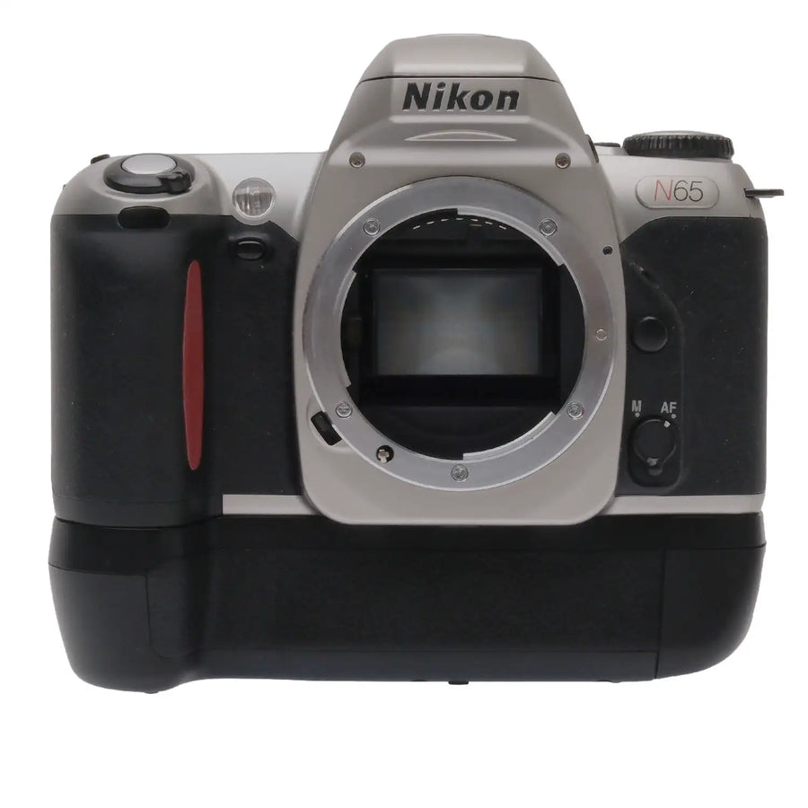 Nikon N65, MB-17 2083088