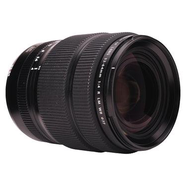 Fujifilm GF 32-64mm side view with focal length and aperture scale markings