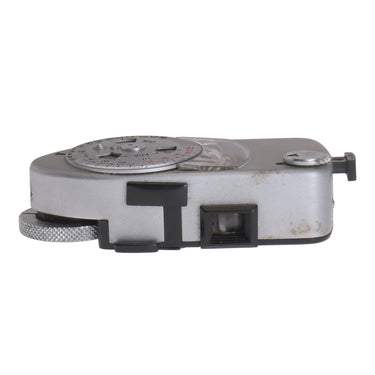 Leica Meter MR-4 side view showing viewfinder window and setting dials