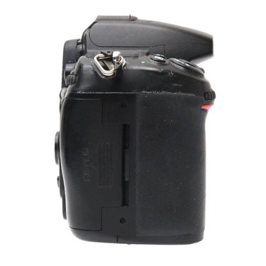 Nikon D7000, MB-D11  26k Act 3023929