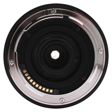 Sigma 10-18mm f2.8 DC DN L-Mount rear with electronic contacts and rear element