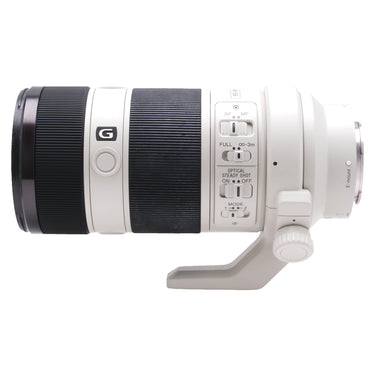 Sony FE 70-200mm f4 G OSS side view with G badge, AF/MF and OSS switches