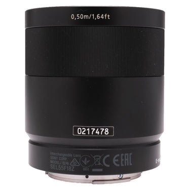 Sony FE 55mm f1.8 ZA side showing 0.50m distance marking and SEL55F18Z model code