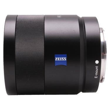Sony FE 55mm f1.8 ZA side view with blue Zeiss badge and E-mount label